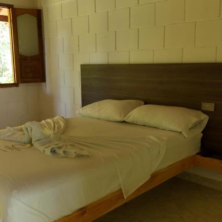 Hotel Campestre Las Cavernas La Mesa Norte Esterno foto