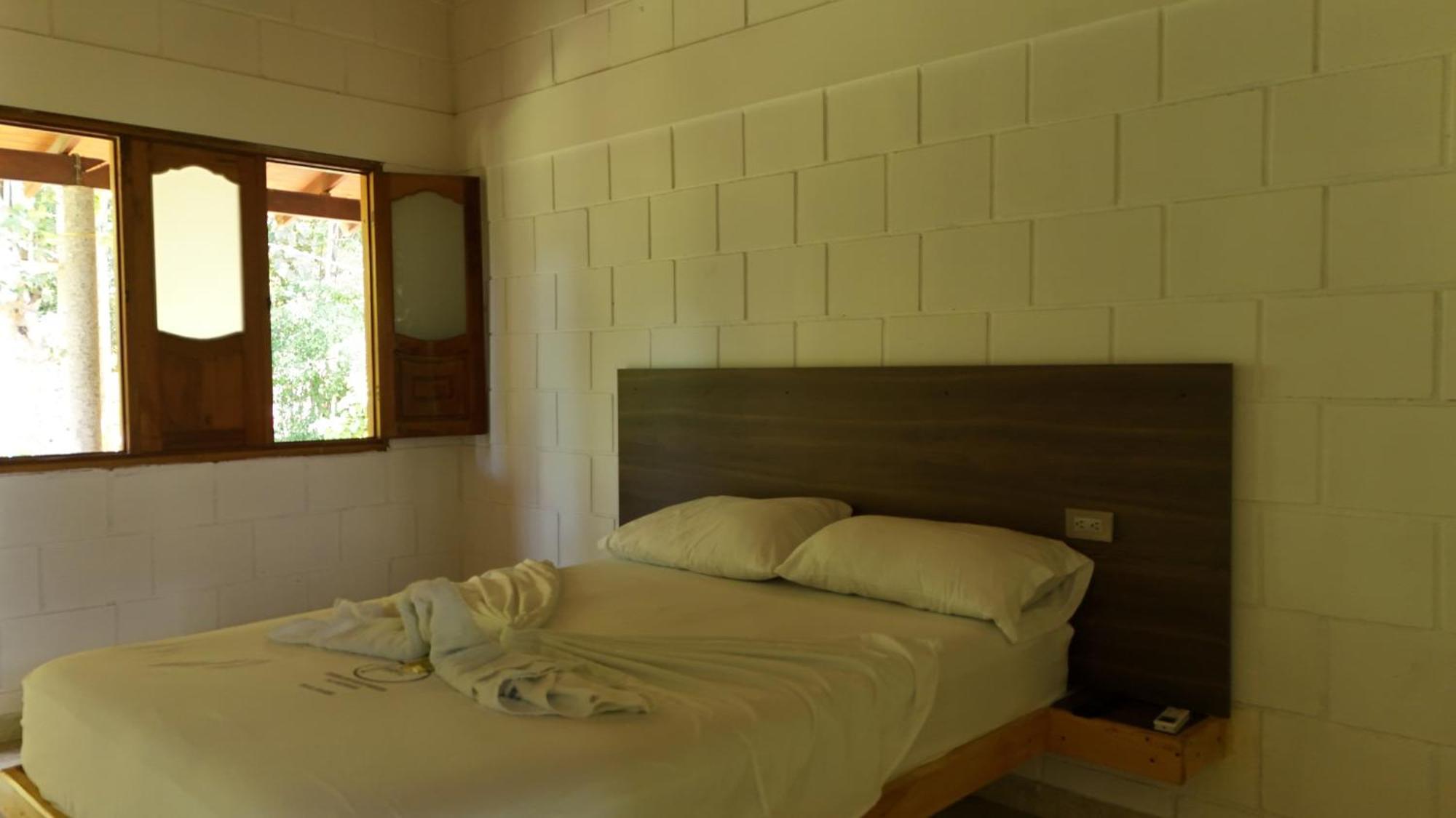 Hotel Campestre Las Cavernas La Mesa Norte Esterno foto